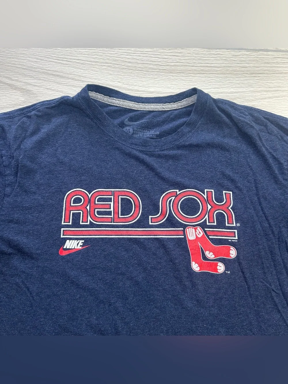 Nike Boston Red Sox Men’s Graphic Retro Style T-Shirt Blue Red MLB size M